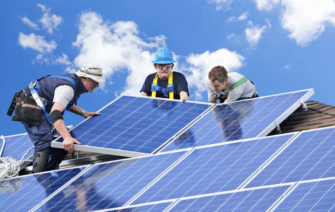 Choosing the Right Solar Panel Installer: A Comprehensive Guide